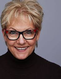 Leading Hearts Spring 2022 Issue by Leading Hearts Magazine