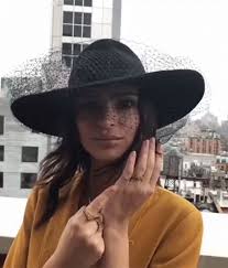 While she didn't become a recognizable name until she starred in robin thicke and pharell's controversial blurred lines music video in 2013, ratajkowski had been working hard at her modeling and entertainment career long before that. All We Know About Emily Ratajkowski S Engagement Ring And Wedding Band Vogue Paris