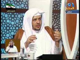 حكم الصلاة في الثوب الذي فيه صورة youtube