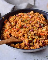 I originally posted this back in 2009 (original photo below made with pink beans) and took the opportunity to reshoot. Spanish Rice And Beans Easy Recipe Elavegan