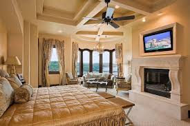 Master up home plans also typically feature the best views for obvious reasons (the higher you are off the ground, the more you can usually see). 15 Magnificent Master Bedrooms With Fireplace