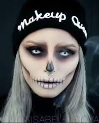 Abby Dowell's Instagram, Twitter & Facebook