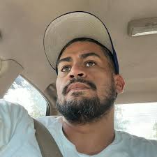 Photo by Jonathan Pena (@jay_pen925) · November 13, 2025