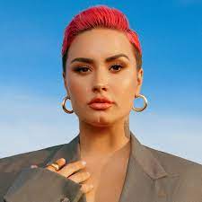 Demetria devonne demi lovato was born on august 20, 1992 in albuquerque, new mexico and raised in dallas, texas to dianna de la garza, a former dallas cowboys cheerleader & patrick martin lovato, an engineer and musician. Demi Lovato On The Cover Of Glamour S March Issue Glamour
