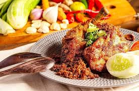 Ayam memang merupakan salah satu bahan makanan yang paling mudah diolah menjadi berbagai menu makanan. 5 Resep Ayam Ungkep Terlezat Nomor 3 Enak Dimasak Panggang Pakai Bumbu Pecal