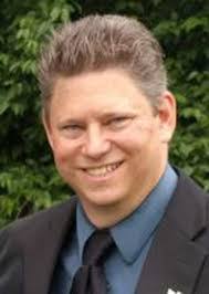 Leopoldo Chacon's Instagram, Twitter & Facebook