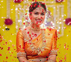 If you choose a best professional photographer to the wedding in hyderabad from our catalog, he will not only skillfully capture the most vivid, interesting and exciting, what happens during this celebration, but also. 10 Best Wedding Photographers In Hyderabad