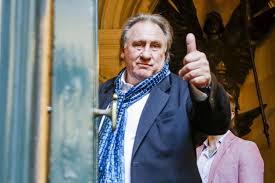 French actor gerard depardieu has been arrested for driving his scooter under the influence of alcohol in paris, according to reports. Gerard Depardieu En Scooter Arrete Par La Police Ivre Il Prefere Poutine