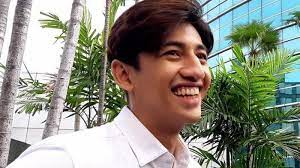 Cinta harris vriza ternyata pernah ditolak oleh maudy effrosina karena perbedaan agama yang dimiliki keduanya. Ramai Dijodohkan Dengan Ria Ricis Harris Vriza Ungkap Hubungan Mengenal Dulu Enggak Mau Buru Buru Tribunnews Com Mobile