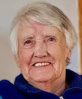 Florence Gunn's Instagram, Twitter & Facebook