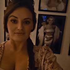 Drink choice with this plate ...