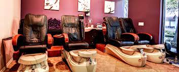 Our mission is to make you stand out from the crowd, while helping you look your best! In Style Hair