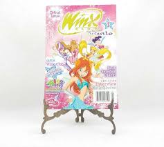 Winx Club Issue 1 The Castle Comic Book + Loom Bracelet Toy & Panini  Stickers! | eBay