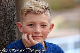 Jessica Hostetler's Instagram, Twitter & Facebook