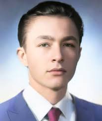 Lou ferrigno HULK.... REMEMBER?