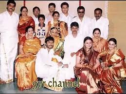 Dhanush family, husband, son, daughter, father, mother, children, marriage, boyfriends, photos. Tamil Film Actor Dhanush Aishwarya Rare Unseen Pics With Family Simbu Parents Childrens Dailymotion Video