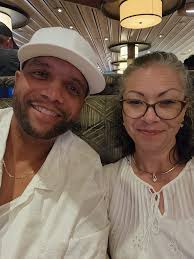 What are some vacation spots in the Bahamas or Caribbean islands?