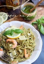 Pates Au Pesto Maison Et Crevettes Recette Rapide Et Facile Recette En 2020 Pate Pesto Idee Recette Facile Recette Pate Fraiche