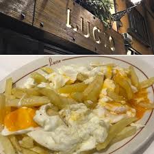 Hablamos de los huevos rotos, también conocidos como huevos estrellados o sartenada de huevos con patatas, mundialmente famosos gracias al restaurante casa lucio. Casa Lucio Sitio Historico Famoso Por Los Huevos Estrellados Lagastrolista