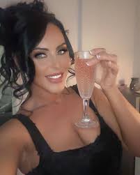 Jade Logan (@jadeloganx) • Threads, Say more