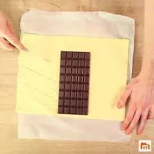 Tresse Feuilletee Au Chocolat En 2020 Feuillete Chocolat Recette Patisserie Facile Desserts Pour Enfant