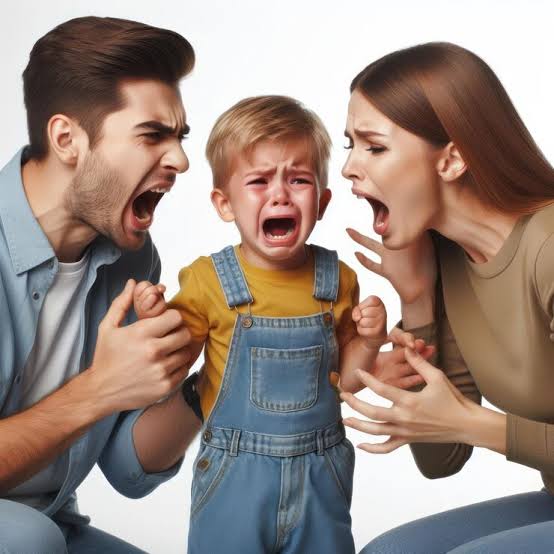 Parents yelling Images - Free Download on Magnific (formerly Freepik)