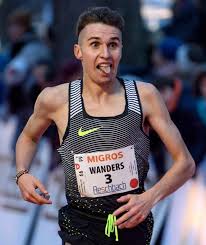 Check spelling or type a new query. Pr Lauf Drei Afrikaner Wollen Den Marathon Weltrekord Knacken Auf Einer Formel 1 Strecke