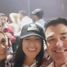 Si ha habido alguien que siempre quise conocer fue a Samir Bazzi. Desde que  esta ciudad se ha hecho mía encontrármelo en los eventos es algo super  genial... y donde te vea @