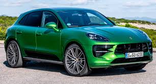 Originally launched for 2015, the $52,000 macan is expensive for something so small and with such limited cargo utility, yet it somehow manages to feel like a bargain. Ø¨ÙˆØ±Ø´ Ù…Ø§ÙƒØ§Ù† Ø§Ù„Ø¬Ø¯ÙŠØ¯Ø© 2020 ØªØµÙ„ Ø§Ù„Ù‰ Ù…Ø±ÙƒØ² Ø§Ù„Ø´Ø±ÙƒØ© ÙÙŠ Ù„Ø¨Ù†Ø§Ù† Ù…ÙˆÙ‚Ø¹ ÙˆÙŠÙ„Ø²