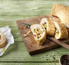 Saftig Gefullter Brotring Rezept Rezept Rezepte Lebensmittel Essen Saftig