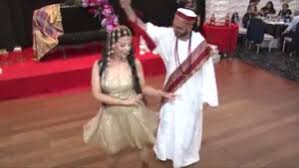 عروسه سودانية تشعل حفل رقيص العروس وتبهر الحضور برقص متنوع وجرئ. Ø¹Ø±ÙˆØ³ Ø³ÙˆØ¯Ø§Ù†ÙŠØ© ØªØ´Ø¹Ù„ Ø­ÙÙ„ Ø±Ù‚ÙŠØµ Ø§Ù„Ø¹Ø±ÙˆØ³ ÙˆØªØ¨Ù‡Ø± Ø§Ù„Ø­Ø¶ÙˆØ± Ø¨Ø±Ù‚Øµ Ù…ØªÙ†ÙˆØ¹ ÙˆØ¬Ø±Ø¦ ÙÙŠØ¯ÙŠÙˆ Ø§Ù„Ù†ÙŠÙ„ÙŠÙ†