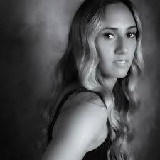 Ashley Homan's Instagram, Twitter & Facebook