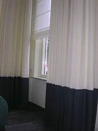 ado gordijnen leuk detail de donker zoom precies op vensterbank hoogte gordijnen woonkamergordijnen interieur