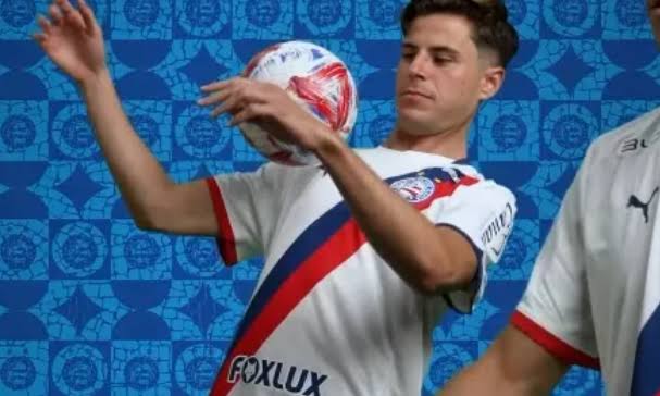 Defensor de 25 anos chega ao Tricolor ap&oacute;s atuar por Atl&eacute;tico de
