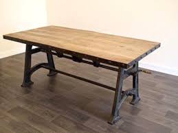 Matériel industriel d'occasion table d'accumulation d'occasion retourneur souffleur de bocaux d'occasion Table Industrielle D Occasion