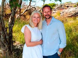 Während ihrer schulzeit hielt sie sich für ein jahr in australien auf. Mette Marit Haakon Von Norwegen Eine Liebe Die Sich Durchsetzte Liebenswert Magazin