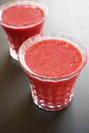 15 manfaat jus tomat tidak hanya baik untuk kesehatan, namun kecantikan dan melancarkan program diet yang mampu menurunkan berat badan. Sehat Cantik Dengan Terapi Jus 22 Jus Tomat Pisang Jeruk Sunkis Jus Tomat Asam Organik Buah Segar