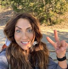 New to the group today I'm struggling with motivation to get fit, eat  cleaner and tone my body! Any tips please? Xx