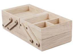 30 Rangements Maquillage Trouvez Le Votre Elle Decoration Organisateur De Bureau En Bois Boite De Maquillage Boite Archive