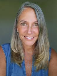 New Residents in Franklin, TN, Seeking Connections and Sharing Knowledge