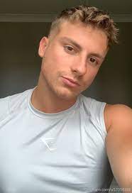 Handsome Hunk -- Only Fans - Video Suggestions - Gay For Fans Forum