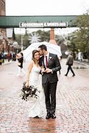 Black and white themed wedding cakes. A Black White And Gold Wedding In The Distillery District In Toronto Weddingbells