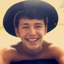 Dylan Fowler (@10Dylanfowler)