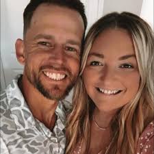 Last minute homecoming hair stylist needed?