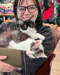 What a blessing to make new friends this week @thesquareatpiketon! Thank  you Christy Steele @steelesloftspa for supporting our Jasiri Project,  helping Kenyan girls stay in school! Looking forward to more trips to