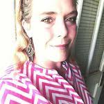 Shawnah Newcomb's Instagram, Twitter & Facebook