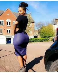 It refers to the women as gods or goddesses and pays them the highest level of respect. Pin By Bob Ross On Thick African Girls Curvy Girl Fashion Girl Fashion Bodycon Dress