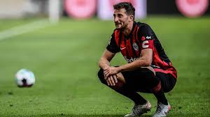 Tammy abraham & christian pulisic debate who is faster ? Nach Der Hinrunde Mit Frankfurt Kapitan Abraham Beendet Karriere Wegen Corona Drangehangt Sportbuzzer De