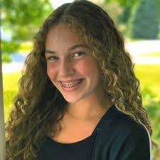 Abigail Reeder's Instagram, Twitter & Facebook