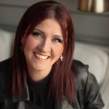 Sabrina Rene's Instagram, Twitter & Facebook